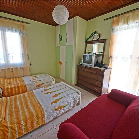 Eliza Ретимно